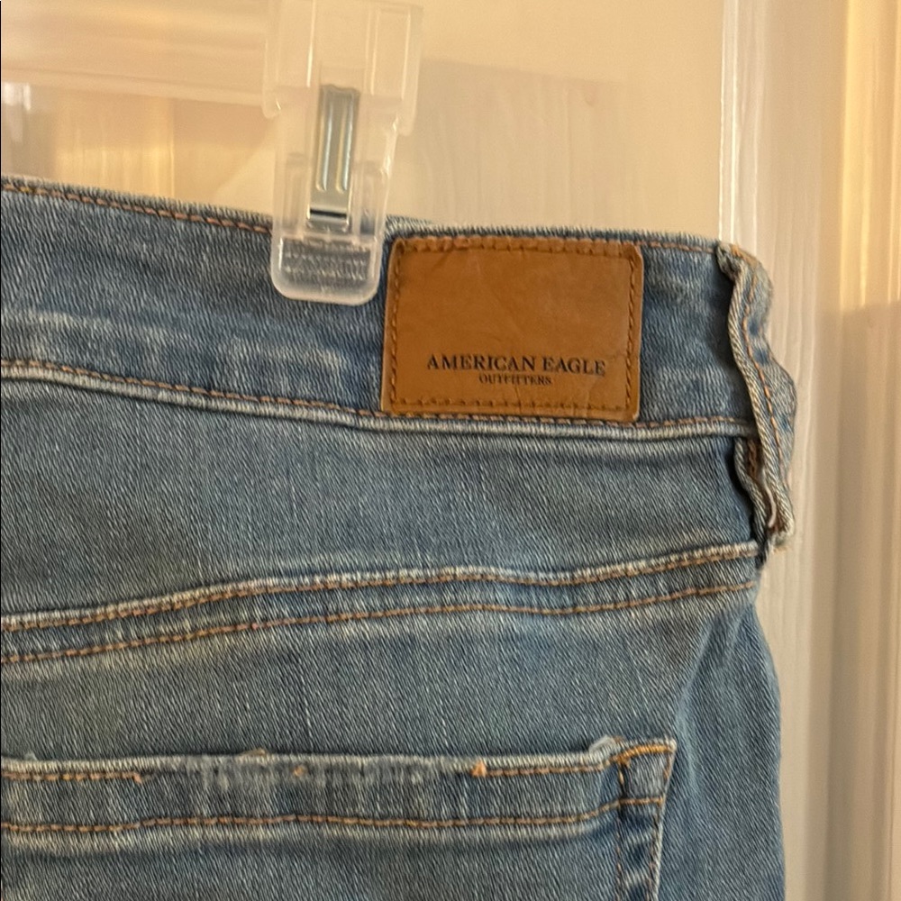 American Eagle 🥳HP🥳Outfitters Blue Skinny Distressed Jeans - Picture 10 of 12